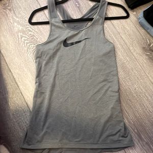 Size small workout top
